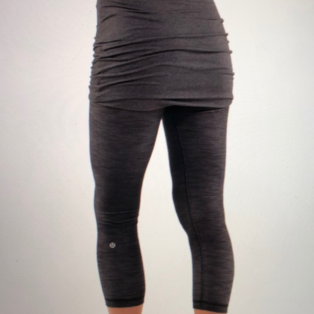 Lululemon Yin To You skirted crop sz4 - Picture 3 of 8